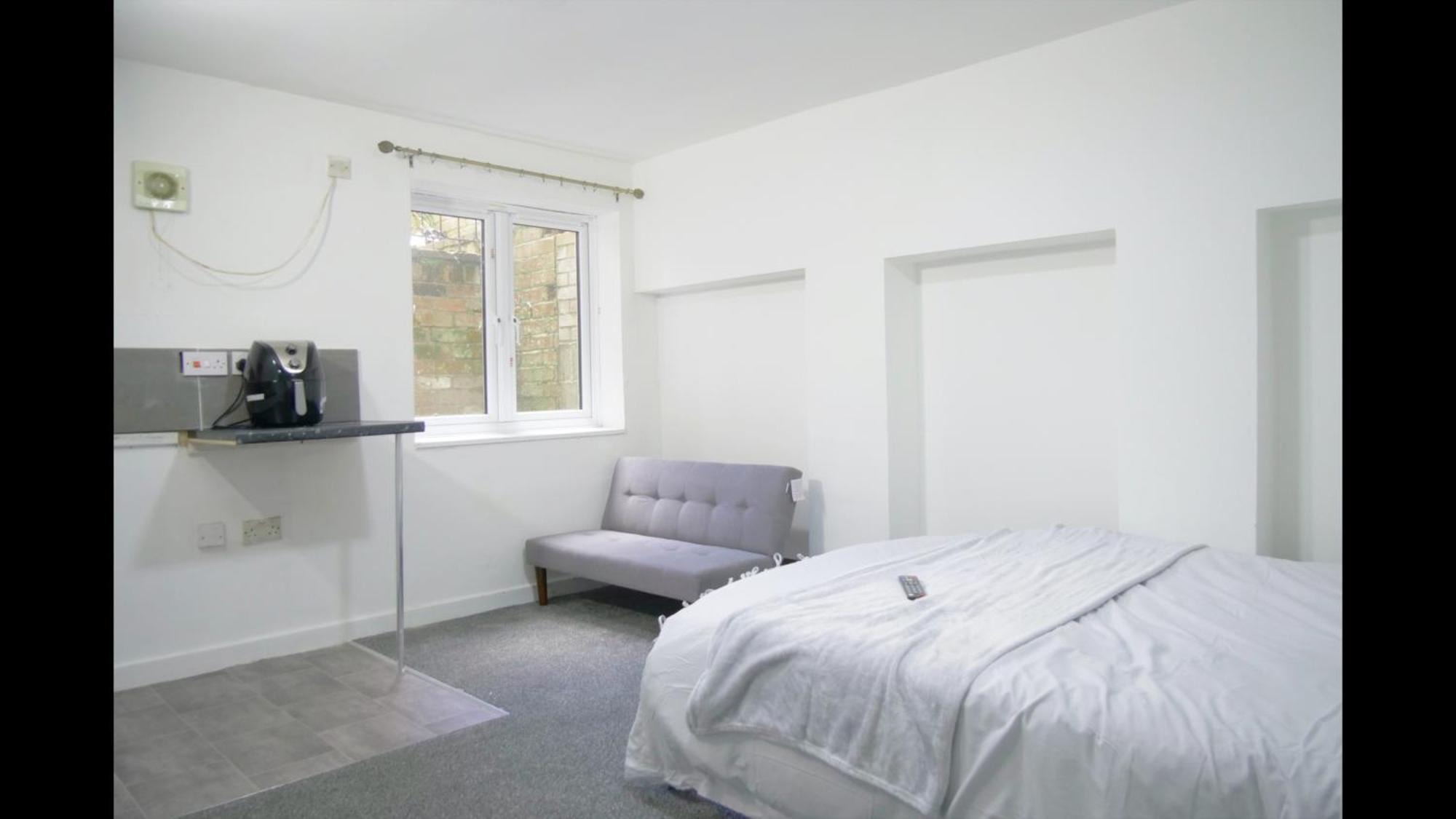 Cosy & Modern 1 Bed Studio Apart-Hotel Лимингтон Экстерьер фото