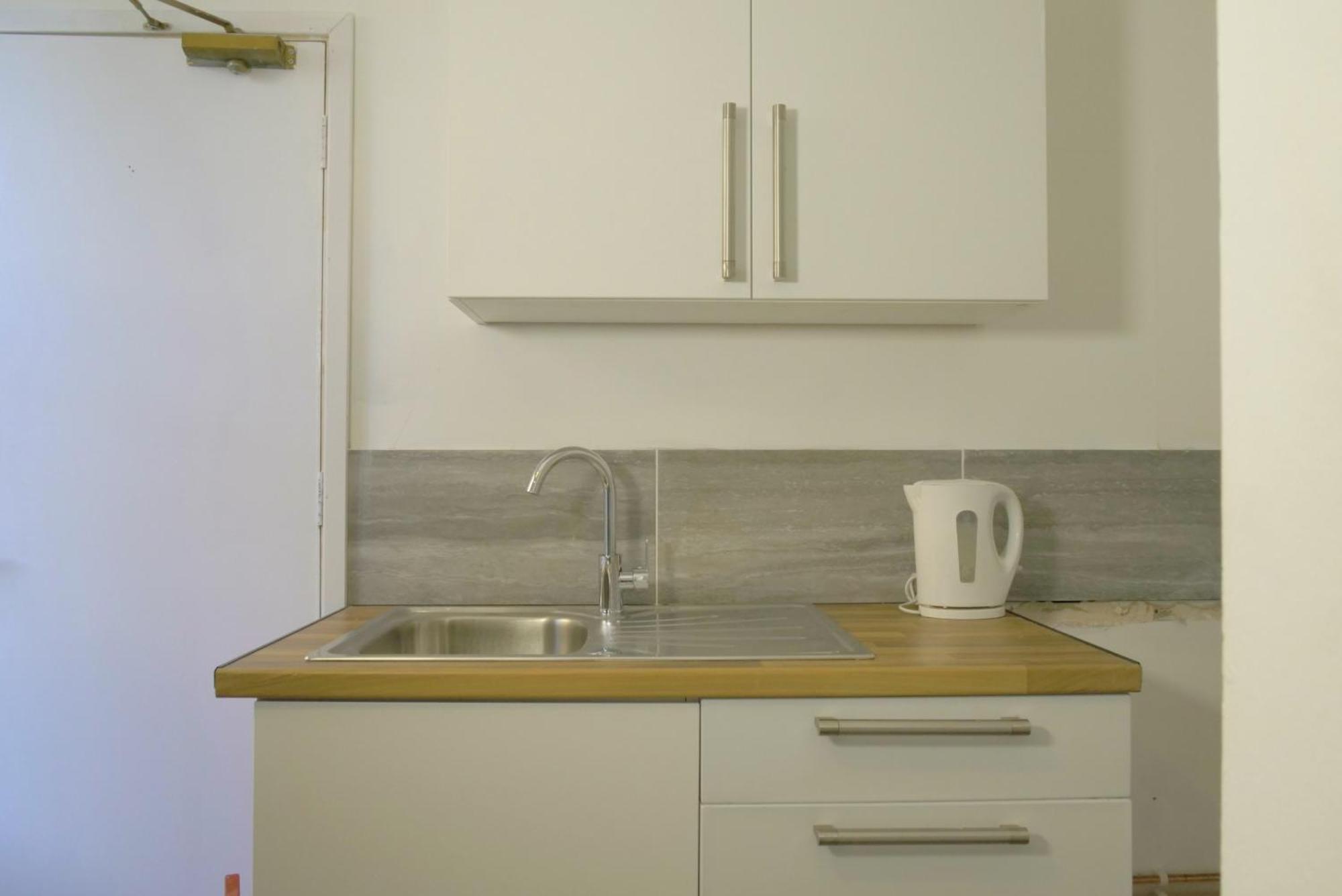 Cosy & Modern 1 Bed Studio Apart-Hotel Лимингтон Экстерьер фото